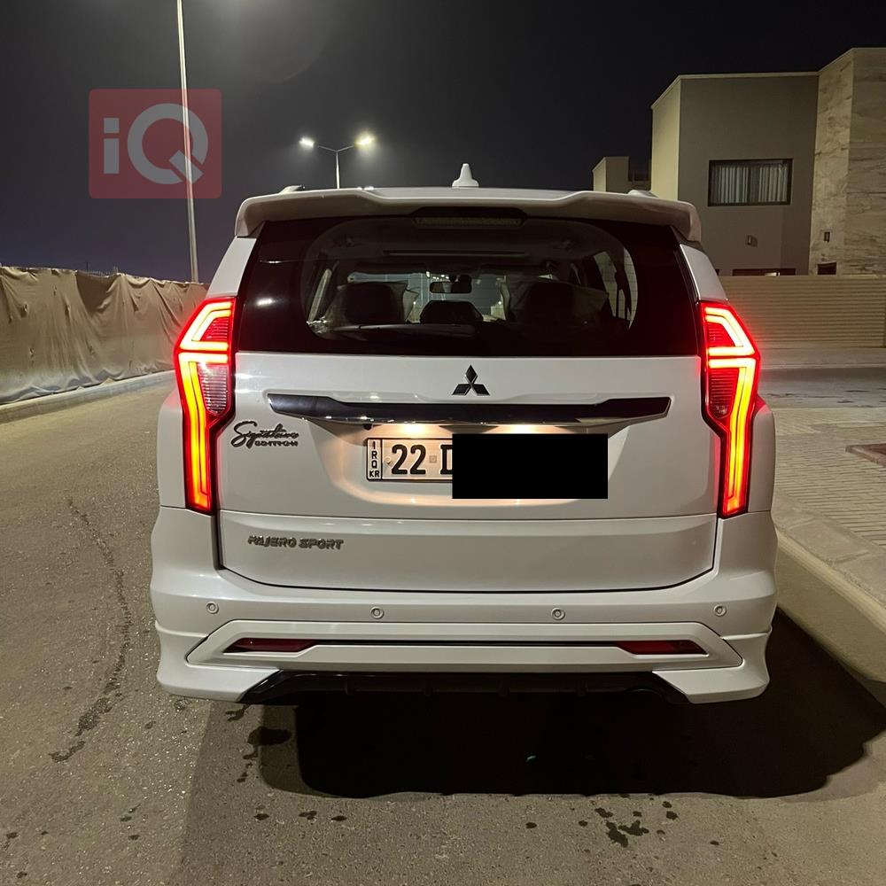 ميتسوبيشي باجيرو سبورت